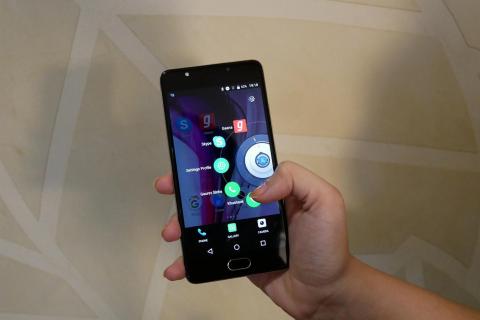 松下印度公司利用人工智慧和新的使用者介面開發出Android手機專用的“Arbo”軟體，方便手機的操作（照片：美國商業資訊）