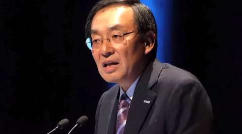 松下總裁津賀一宏先生在IEC東京大會上發表主題演講。（照片：美國商業資訊）