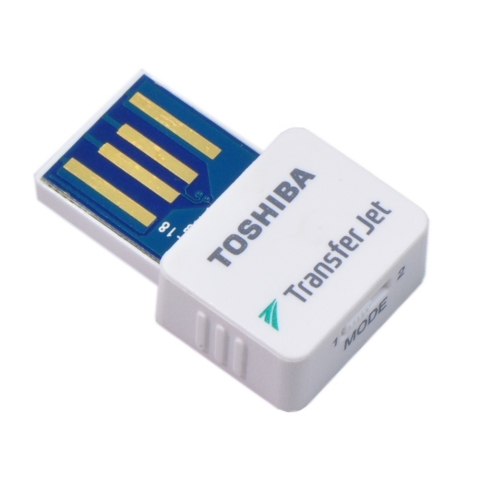 东芝：TransferJet(TM) USB适配器TJM35420AUX（适用于Windows(R)）（照片：美国商业资讯） 