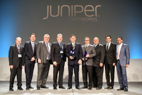 Source Photonics Executives receives Supplier of the Year and Components Vendor of the Year Awards from Juniper's Leadership Team during their Supplier Summit on May 3, 2018, in Sunnyvale, CA. (Photo: Business Wire)