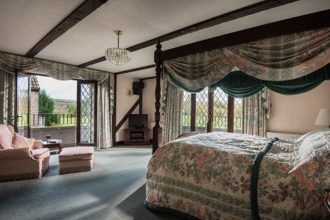 英格兰百万富翁庄园的一间卧室。（照片：美国商业资讯）