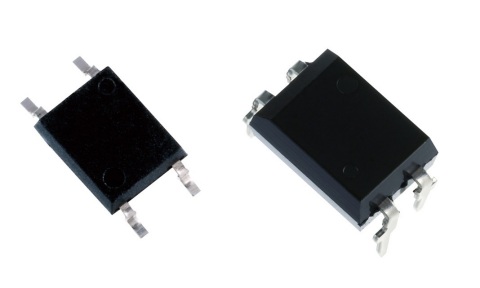 东芝：光继电器4引脚SO6（左）和DIP4（右）封装。（照片：美国商业资讯） 
