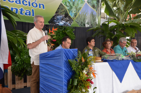 Dole Fresh Fruit President Renato Acuña speaks at the anniversary celebration of Dole's landmark environmental sustainability certification. (Photo: Business Wire)