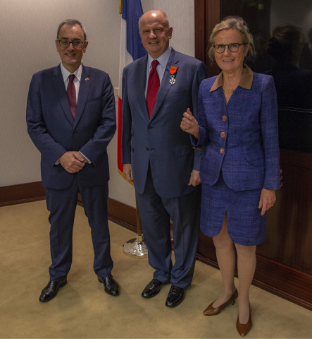 Louis de Corail, French Consul General in Atlanta, with Martin Richenhagen, Chairman, President and Chief Executive Officer of AGCO Corporation receiving the Legion of Honor from Dr. Monique Seefried, Chevalier in the Order of the Legion of Honor during the recent ceremony in Duluth, Georgia, USA. (left to right) (Photo: Business Wire)