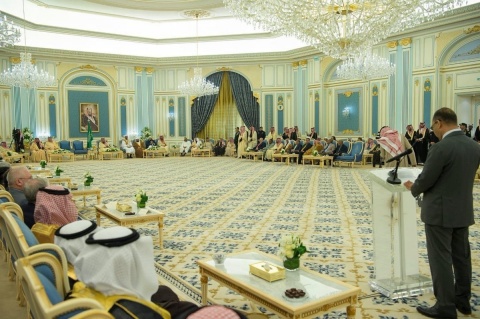 Guests of the National Festival of Heritage and Culture at Al Yamamah Palace in Riyadh (Photo: AETOSWire)