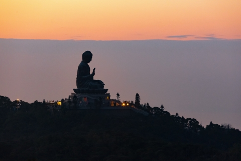 The city marks Buddha's Birthday with a week of carnivals and spiritual experiences. A common ritual is 'Bathing the Buddha' to show respect. (Photo: Business Wire)