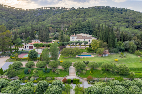 Villa Argentona (Photo: Business Wire)