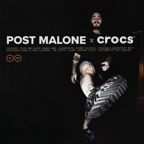 Post Malone x Crocs Duet Max Clog是一款外形新颖的洞洞鞋，以独特的蓝色和黑色城市迷彩图案贯穿，采用夸张的粗厚外底以及带有可调节扣环的可翻转后跟绑带。这是双方的第四次合作。（照片：美国商业资讯）