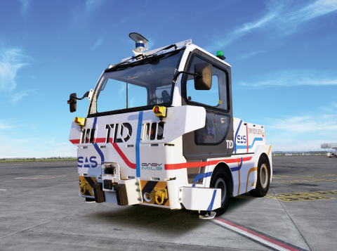 TLD在其生產的TractEasy®自動駕駛電動行李牽引車中使用Velodyne雷射雷達感測器，以在機場和工業營運中大幅提高生產力、效率和節省人力。（照片：Velodyne Lidar）