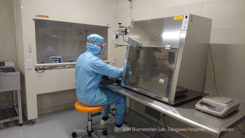 JBM在東京的生物材料研究設施開發用於Bees-haus、植入物和醫療器材等再生醫學應用的現做支架。（照片：美國商業資訊） 