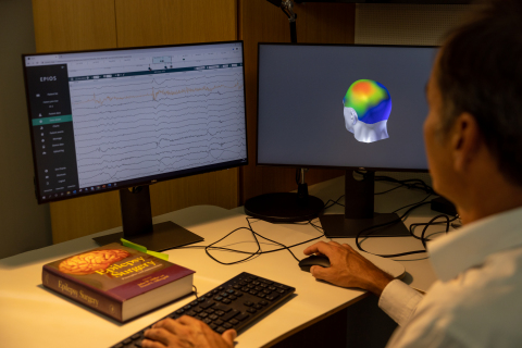Epios Cloud is a web-based application for online storage, processing and review of neural signals, including ultra-long-term data. (Photo: Wyss Center)