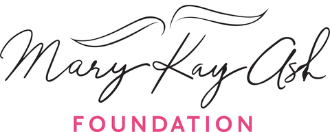 为庆祝成立25周年，玫琳凯艾施基金会发布了首份基金会年度报告、新名称、标识、网站和品牌重塑计划。（照片：玫琳凯公司）