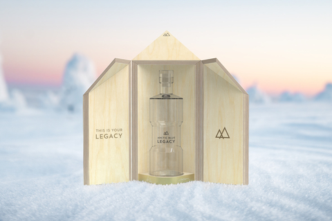 Arctic Blue Legacy及其木盒視覺效果圖。（照片：美國商業資訊） 