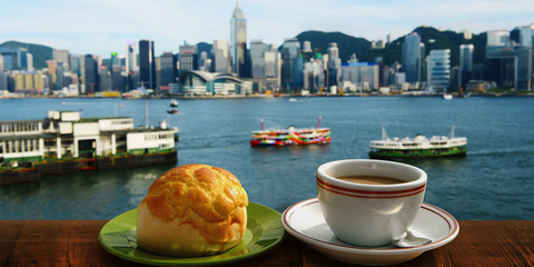 The irresistible combination of a crispy crust and an airy, sweet bun makes pineapple buns an all-time favourite among locals and tourists alike. (Photo: Business Wire)