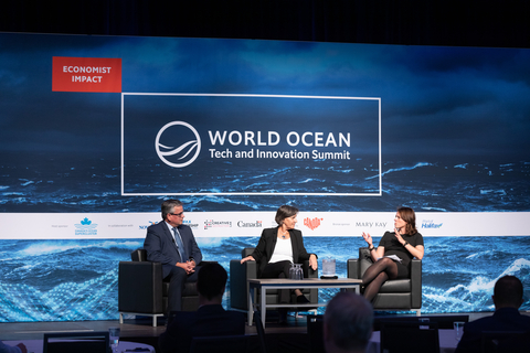 作为玫琳凯持续提高全球海洋意识的一项举措，玫琳凯最近参加了Economist Impact世界技术与创新峰会。（图片来源：Economist Impact）

