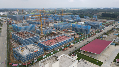 福陆已完成雅宝公司在中国四川省眉山市的锂转化项目的基础工程里程碑。建成后，该工厂每年将生产5万吨氢氧化锂。（照片：美国商业资讯）