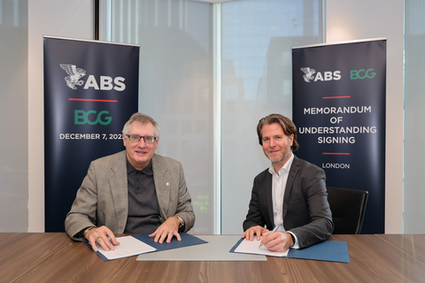 (Left to Right) ABS Chairman, President and CEO Christopher J. Wiernicki and Peter Jameson, Partner and Global Lead for Climate and Sustainability in BCG’s Infrastructure, Transport and Cities practice, sign MOU to provide joint support to clients' decarbonization journeys. (Photo: Business Wire)