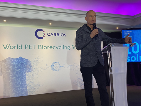 Solar Impulse Foundation發起人兼主席Bertrand Piccard在Carbios舉辦的首屆世界PET生物回收高峰會上擔任主題演講人
