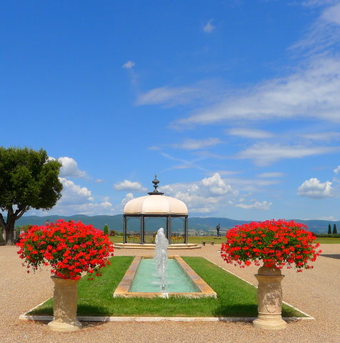 Curio - A Collection by Hilton旗下La Bagnaia Golf & Spa Resort Sienais的占地面積達到1,100多公頃。（照片：美國商業資訊） 