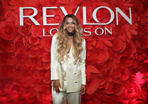 Revlon品牌形象大使Ciara参加在纽约Refinery Hotel举行的RevlonXCiara发布会（照片：美国商业资讯）