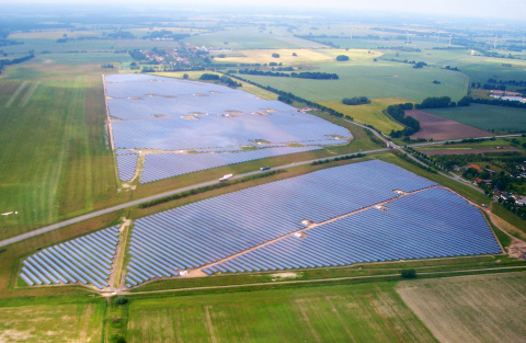 35 MWp solar park Perleberg installed by Gehrlicher Solar (Photo: Business Wire) 