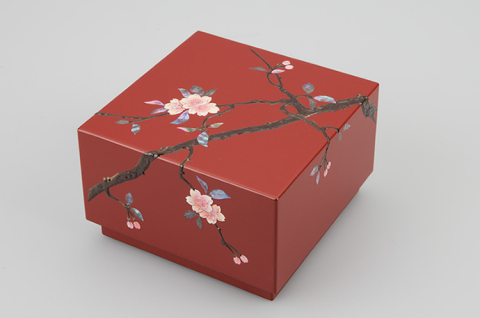 日本传统礼盒（照片：美国商业资讯）
