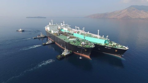 Koch Supply & Trading與中國私營公司九豐和馬來西亞船東MISC合作，完成首個多船定期船對船(STS)液化天然氣加注作業。（照片：美國商業資訊）