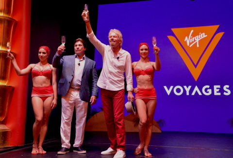 Richard Branson爵士與總裁兼執行長Tom McAlpin宣佈Virgin Voyages為該集團旗下郵輪公司的新形象識別。（照片：美國商業資訊）