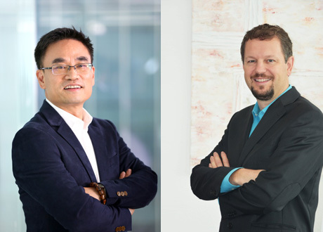 陳巨府（Jason Chen）先生，DIH蝶和科技CEO，與蓋瑞•哥倫布（Gery Colombo）博士， Hocoma公司CEO (照片：美國商業資訊) 