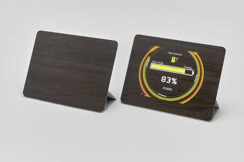 汽车显示屏装饰膜示意图

