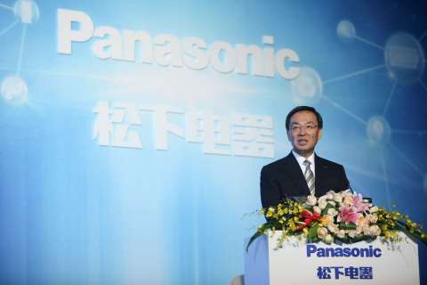 Panasonic President Kazuhiro Tsuga making a speech at the 35th anniversary ceremony of its China business (Photo: Business Wire) 