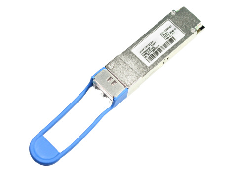 Source Photonics' Industry-first 100G QSFP28 transceiver (Photo: Business Wire)