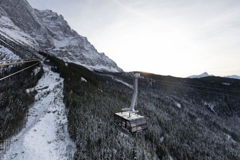 Zugspitze (Copyright: Bayerische Zugspitzbahn Bergbahn AG/fendstudios.com)