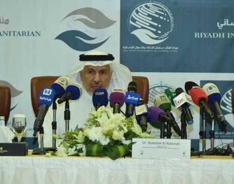皇家法院顾问兼萨勒曼国王人道主义援助赈灾中心监察长Abdullah Al Rabeeah博士阁下。（照片：AETOSWire） 