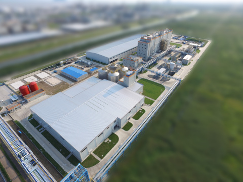 英威达位于上海化工区的尼龙6,6聚合物工厂 (Photo: Business Wire)