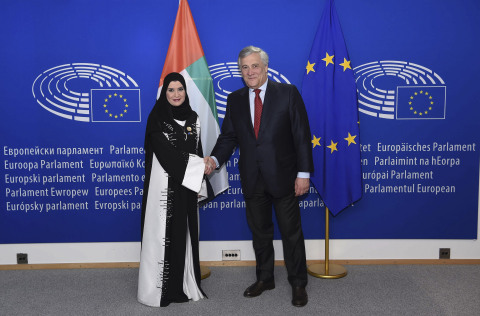 欧洲议会主席Antonio Tajani阁下与阿联酋联邦国民议会(FNC)发言人Amal Al Qubaisi博士阁下（照片：AETOSWire）