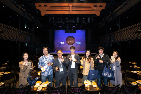 Spark Inspiration with Local Heritage: Sampling local dim sum while enjoying the long tradition of Cantonese opera at the latest Xiqu Centre Tea House. (Photo: Business Wire)