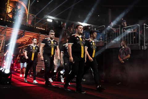 Team Vitality《反恐精英》选手（由左至右）：Alex 'ALEX' McMeekin、Cédric 'RpK' Guipouy、Mathieu 'ZywOo' Herbaut、Dan 'apEX' Madesclaire。（照片：美国商业资讯）