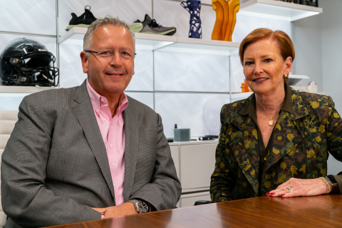 Carbon Appoints Ellen Kullman President and CEO, Dr. Joseph DeSimone Named Executive Chairman (Photo: Business Wire)