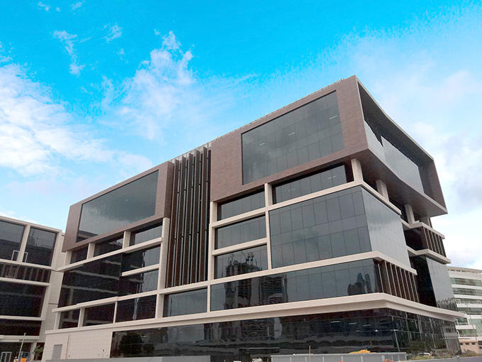 Featuring ultramodern facilities housed in an avant-garde architectural design, UOWD’s new campus is set for launch in 2020. (Photo: AETOSWire)
