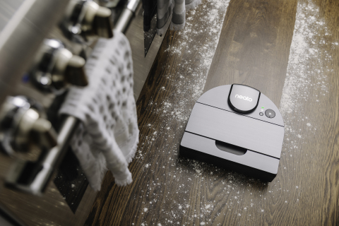 Neato Robotics在2020德国柏林消费电子展上发布其智能机器人吸尘器系列的新款优质产品。（照片：美国商业资讯） 