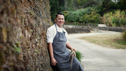 Master chefs from revered Chinese restaurants across the city including Chef Jayson Tang from Man Ho Chinese Restaurant will spearhead the “Chinese Omakase by Masterchefs” programme. (Photo: Business Wire)