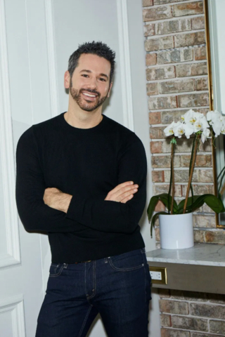 Brian Underwood, Beauty Director for Oprah Magazine (Photo: Mary Kay Inc.)