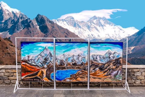 Jafri的画作“珠穆朗玛峰”揭幕（照片：AETOSWire） 