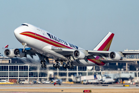 AIT Worldwide Logistics forms CRAF partnership with Kalitta Air (Photo: Business Wire)