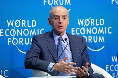 Saudi’s Climate Envoy speaks at the World Economic Forum about creating sustainable future cities (Photo: AETOSWire) 