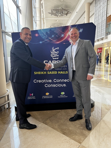 Azyan Telecom營運長Ahmed Saber和Kymeta歐洲和中東地區副總裁Thomas Thorne。（照片：美國商業資訊） 