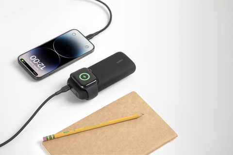 适用于Apple Watch的Belkin BoostCharge™快速无线充电器 + 10K移动电源(照片:美国商业资讯)