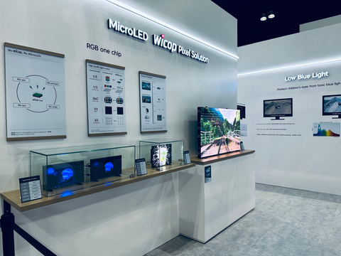 2023年显示周上Seoul Semiconductor展台的MicroLED展示区（照片：Seoul Semiconductor） 