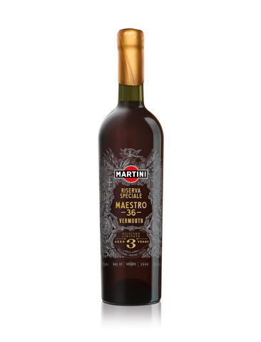 MARTINI Maestro 36经过36个月的陈化，在经典味美思的基础上打造出更出众的超一流口味。Maestro 36由MARTINI调酒大师Beppe Musso手创，凝聚了160年的味美思酿造技艺，限量发行2000瓶，仅在意大利的酒吧和餐厅出售，以感谢意大利餐饮酒店行业160年来对MARTINI的支持。（照片：美国商业资讯） 